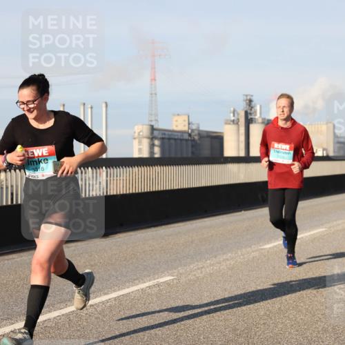 03.10.2025 - Köhlbrandbrückenlauf Lena Gebhardt http://msf.ph/oto/9126378 03.10.2025 09:46:20 Position 2 3316, 1225 meine-sportfotos.de