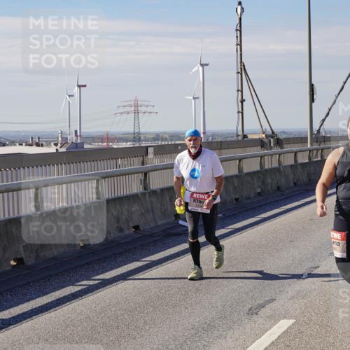 03.10.2025 - Köhlbrandbrückenlauf Michael Burmester http://msf.ph/oto/9126413 03.10.2025 13:12:44 Position 2 6102 meine-sportfotos.de
