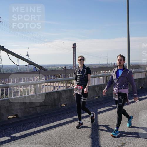 03.10.2025 - Köhlbrandbrückenlauf Michael Burmester http://msf.ph/oto/9126523 03.10.2025 13:13:09 Position 2  meine-sportfotos.de