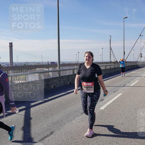 03.10.2025 - Köhlbrandbrückenlauf Michael Burmester http://msf.ph/oto/9126526 03.10.2025 13:13:10 Position 2 1187, 5316 meine-sportfotos.de