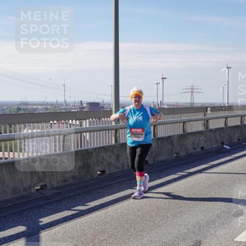 03.10.2025 - Köhlbrandbrückenlauf Michael Burmester http://msf.ph/oto/9126538 03.10.2025 13:13:15 Position 2  meine-sportfotos.de