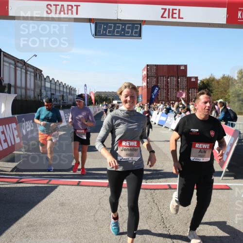 03.10.2025 - Köhlbrandbrückenlauf Jannik Wohlers http://msf.ph/oto/9126543 03.10.2025 13:22:53 Ziel 4602, 4603, 5046, 5189, 5924, 5925, 6027, 6107 meine-sportfotos.de