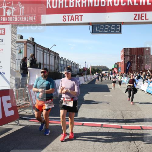 03.10.2025 - Köhlbrandbrückenlauf Jannik Wohlers http://msf.ph/oto/9126548 03.10.2025 13:22:54 Ziel 4602, 4603, 5046, 5189, 5812, 5924, 5925, 6027 meine-sportfotos.de