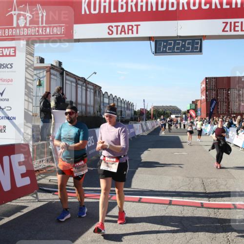 03.10.2025 - Köhlbrandbrückenlauf Jannik Wohlers http://msf.ph/oto/9126549 03.10.2025 13:22:54 Ziel 4602, 4603, 5046, 5189, 5812, 5924, 5925, 6027 meine-sportfotos.de