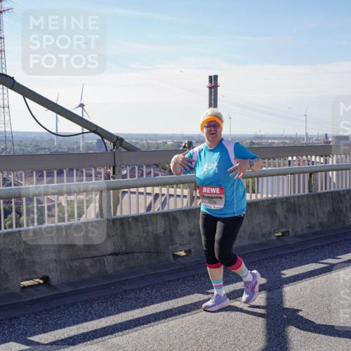03.10.2025 - Köhlbrandbrückenlauf Michael Burmester http://msf.ph/oto/9126575 03.10.2025 13:13:17 Position 2 6549 meine-sportfotos.de