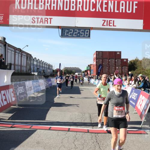 03.10.2025 - Köhlbrandbrückenlauf Jannik Wohlers http://msf.ph/oto/9126588 03.10.2025 13:22:59 Ziel 4350, 4602, 4603, 4964, 4987, 5046, 5189, 5812, 5924, 5925, 6027, 6070 meine-sportfotos.de