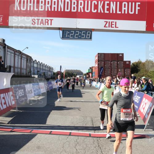 03.10.2025 - Köhlbrandbrückenlauf Jannik Wohlers http://msf.ph/oto/9126591 03.10.2025 13:22:59 Ziel 4350, 4602, 4603, 4964, 4987, 5046, 5189, 5812, 5924, 5925, 6027, 6070 meine-sportfotos.de