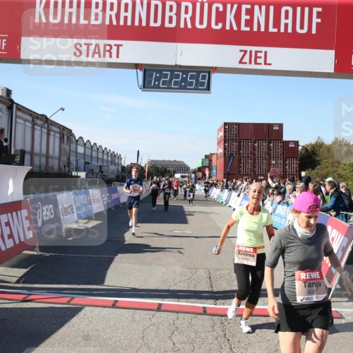 03.10.2025 - Köhlbrandbrückenlauf Jannik Wohlers http://msf.ph/oto/9126595 03.10.2025 13:22:59 Ziel 4350, 4602, 4603, 4964, 4987, 5046, 5189, 5812, 5924, 5925, 6027, 6070 meine-sportfotos.de