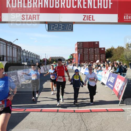 03.10.2025 - Köhlbrandbrückenlauf Jannik Wohlers http://msf.ph/oto/9126681 03.10.2025 13:23:10 Ziel 4339, 4350, 4553, 4904, 4905, 4964, 4987, 5076, 5573, 5712, 5716, 5812, 6070, 6071, 6652 meine-sportfotos.de