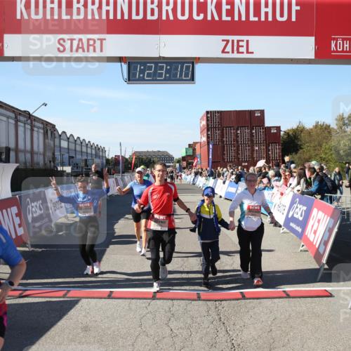 03.10.2025 - Köhlbrandbrückenlauf Jannik Wohlers http://msf.ph/oto/9126684 03.10.2025 13:23:10 Ziel 4339, 4350, 4553, 4904, 4905, 4964, 4987, 5076, 5573, 5712, 5716, 5812, 6070, 6071, 6652 meine-sportfotos.de