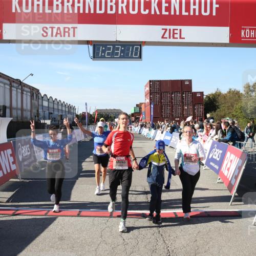 03.10.2025 - Köhlbrandbrückenlauf Jannik Wohlers http://msf.ph/oto/9126692 03.10.2025 13:23:11 Ziel 4339, 4350, 4553, 4904, 4905, 4964, 4987, 5076, 5573, 5712, 5716, 6070, 6071, 6652 meine-sportfotos.de
