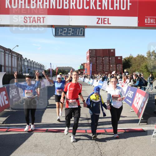 03.10.2025 - Köhlbrandbrückenlauf Jannik Wohlers http://msf.ph/oto/9126694 03.10.2025 13:23:11 Ziel 4339, 4350, 4553, 4904, 4905, 4964, 4987, 5076, 5573, 5712, 5716, 6070, 6071, 6652 meine-sportfotos.de