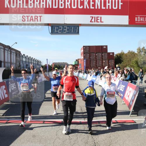 03.10.2025 - Köhlbrandbrückenlauf Jannik Wohlers http://msf.ph/oto/9126696 03.10.2025 13:23:11 Ziel 4339, 4350, 4553, 4904, 4905, 4964, 4987, 5076, 5573, 5712, 5716, 6070, 6071, 6652 meine-sportfotos.de
