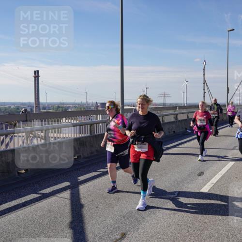 03.10.2025 - Köhlbrandbrückenlauf Michael Burmester http://msf.ph/oto/9126699 03.10.2025 13:13:40 Position 2 5540 meine-sportfotos.de