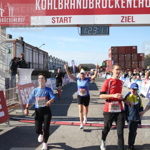 03.10.2025 - Köhlbrandbrückenlauf Jannik Wohlers http://msf.ph/oto/9126711 03.10.2025 13:23:12 Ziel 4339, 4350, 4553, 4904, 4905, 4964, 4987, 5076, 5573, 5712, 5716, 6070, 6071, 6652, 6653 meine-sportfotos.de