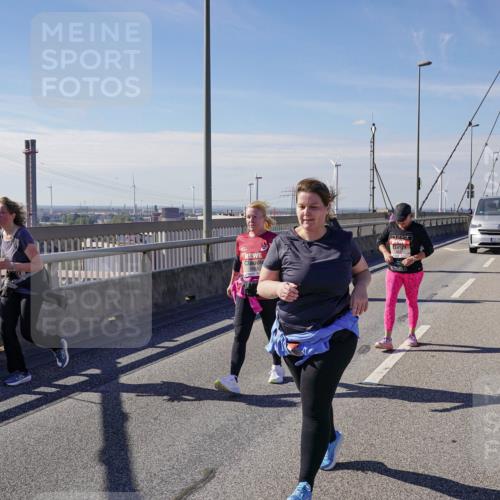 03.10.2025 - Köhlbrandbrückenlauf Michael Burmester http://msf.ph/oto/9126721 03.10.2025 13:13:42 Position 2 3595 meine-sportfotos.de