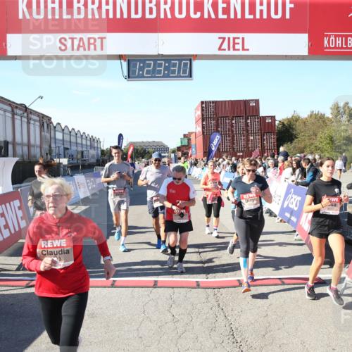 03.10.2025 - Köhlbrandbrückenlauf Jannik Wohlers http://msf.ph/oto/9126742 03.10.2025 13:23:30 Ziel 4450, 4477, 4719, 4752, 4887, 4892, 4911, 5003, 5114, 5653, 6291, 6337, 6338, 6378, 6618, 6619 meine-sportfotos.de
