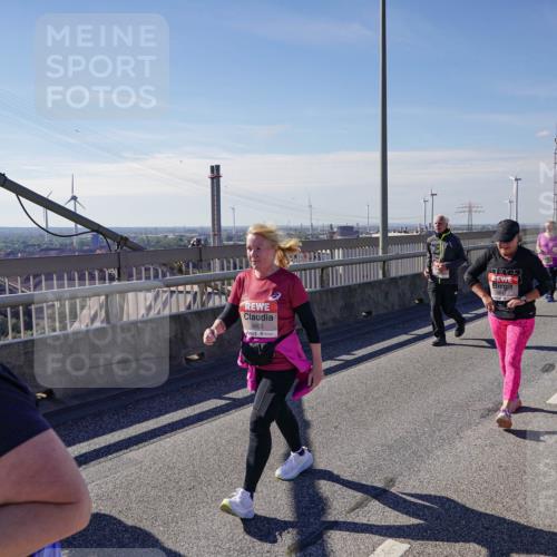 03.10.2025 - Köhlbrandbrückenlauf Michael Burmester http://msf.ph/oto/9126743 03.10.2025 13:13:44 Position 2 5603, 5547 meine-sportfotos.de