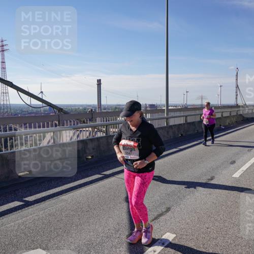 03.10.2025 - Köhlbrandbrückenlauf Michael Burmester http://msf.ph/oto/9126769 03.10.2025 13:13:45 Position 2 5547, 3195 meine-sportfotos.de