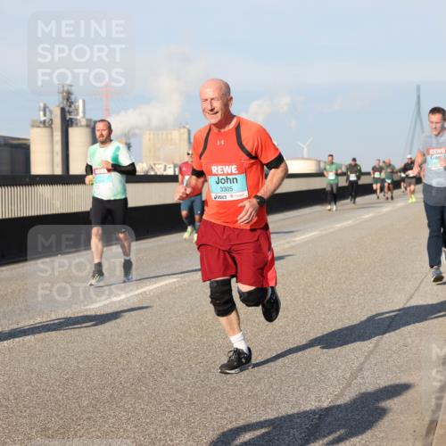 03.10.2025 - Köhlbrandbrückenlauf Lena Gebhardt http://msf.ph/oto/9126873 03.10.2025 09:46:42 Position 2 3305 meine-sportfotos.de