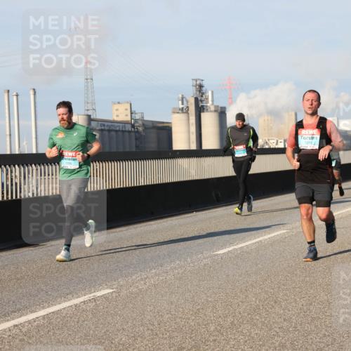 03.10.2025 - Köhlbrandbrückenlauf Lena Gebhardt http://msf.ph/oto/9127029 03.10.2025 09:46:51 Position 2 1105, 1274 meine-sportfotos.de