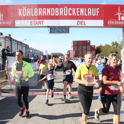 03.10.2025 - Köhlbrandbrückenlauf Jannik Wohlers http://msf.ph/oto/9127098 03.10.2025 13:24:47 Ziel 4567, 4616, 4626, 4810, 5150, 5527, 6113, 6114, 6198, 6209, 6210, 6211, 6473, 6598, 6599 meine-sportfotos.de