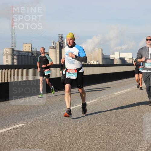 03.10.2025 - Köhlbrandbrückenlauf Lena Gebhardt http://msf.ph/oto/9127379 03.10.2025 09:47:11 Position 2 41, 1116, 1334 meine-sportfotos.de