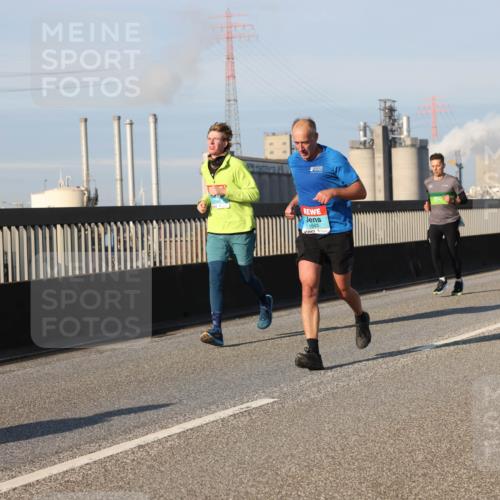 03.10.2025 - Köhlbrandbrückenlauf Lena Gebhardt http://msf.ph/oto/9127566 03.10.2025 09:47:27 Position 2 1543 meine-sportfotos.de