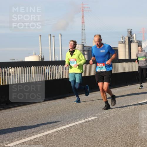 03.10.2025 - Köhlbrandbrückenlauf Lena Gebhardt http://msf.ph/oto/9127575 03.10.2025 09:47:27 Position 2 1543 meine-sportfotos.de