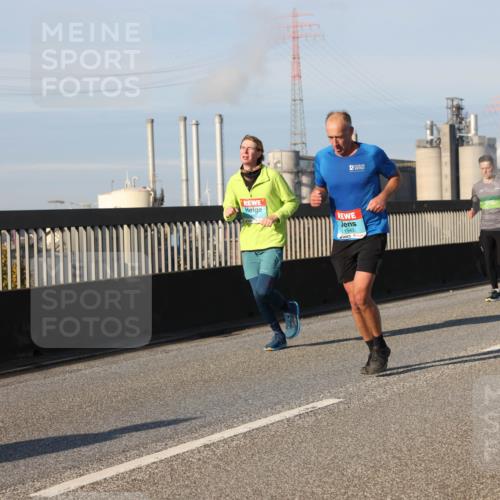 03.10.2025 - Köhlbrandbrückenlauf Lena Gebhardt http://msf.ph/oto/9127578 03.10.2025 09:47:27 Position 2 1543 meine-sportfotos.de
