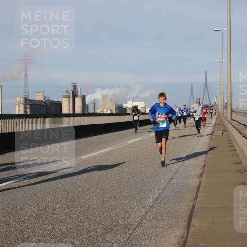 03.10.2025 - Köhlbrandbrückenlauf Lena Gebhardt http://msf.ph/oto/9127678 03.10.2025 09:47:34 Position 2 1091 meine-sportfotos.de