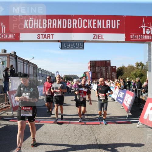 03.10.2025 - Köhlbrandbrückenlauf Jannik Wohlers http://msf.ph/oto/9127688 03.10.2025 13:32:06 Ziel 4443, 4902, 4985, 5155, 5238, 5246, 5247, 5248, 5921, 5922, 5923, 6076, 6126, 6146, 6460 meine-sportfotos.de