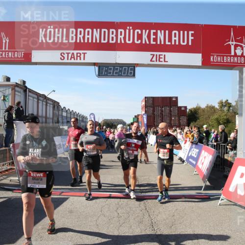 03.10.2025 - Köhlbrandbrückenlauf Jannik Wohlers http://msf.ph/oto/9127691 03.10.2025 13:32:06 Ziel 4443, 4902, 4985, 5155, 5238, 5246, 5247, 5248, 5921, 5922, 5923, 6076, 6126, 6146, 6460 meine-sportfotos.de