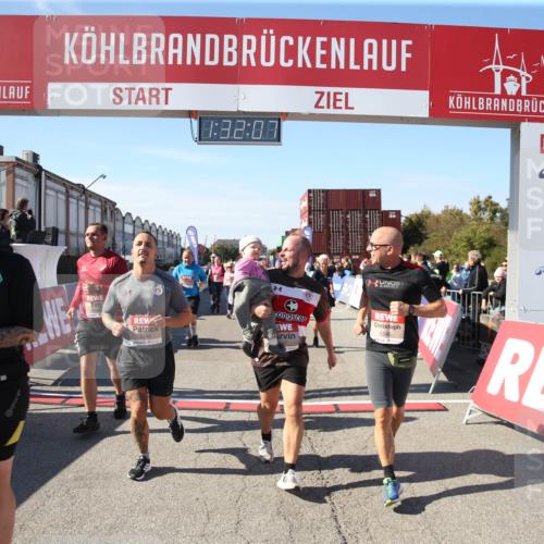 03.10.2025 - Köhlbrandbrückenlauf Jannik Wohlers http://msf.ph/oto/9127707 03.10.2025 13:32:07 Ziel 4443, 4985, 5155, 5238, 5246, 5247, 5248, 5921, 5922, 5923, 6076, 6126, 6146, 6460 meine-sportfotos.de