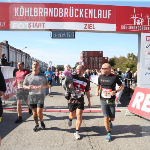 03.10.2025 - Köhlbrandbrückenlauf Jannik Wohlers http://msf.ph/oto/9127709 03.10.2025 13:32:07 Ziel 4443, 4985, 5155, 5238, 5246, 5247, 5248, 5921, 5922, 5923, 6076, 6126, 6146, 6460 meine-sportfotos.de