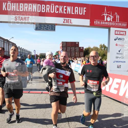 03.10.2025 - Köhlbrandbrückenlauf Jannik Wohlers http://msf.ph/oto/9127719 03.10.2025 13:32:08 Ziel 4443, 4985, 5155, 5238, 5246, 5247, 5248, 5820, 5921, 5922, 5923, 6076, 6126, 6146, 6460 meine-sportfotos.de
