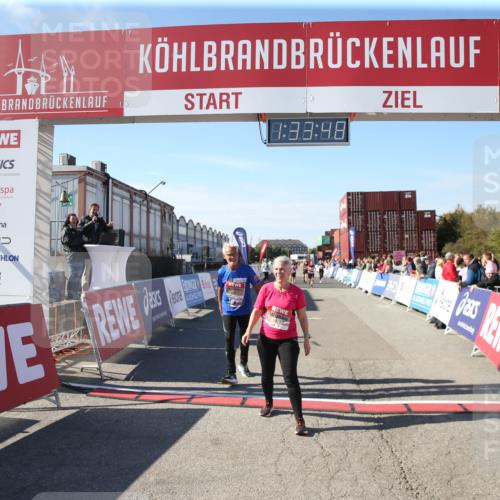03.10.2025 - Köhlbrandbrückenlauf Jannik Wohlers http://msf.ph/oto/9127730 03.10.2025 13:33:49 Ziel 5074, 5077, 5367, 5579, 6734 meine-sportfotos.de