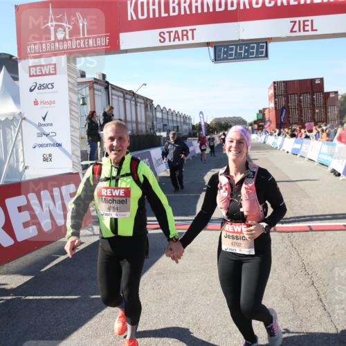 03.10.2025 - Köhlbrandbrückenlauf Jannik Wohlers http://msf.ph/oto/9127770 03.10.2025 13:34:33 Ziel 4702, 4754, 4997, 5390, 5407, 5437, 5693, 5695, 6486 meine-sportfotos.de