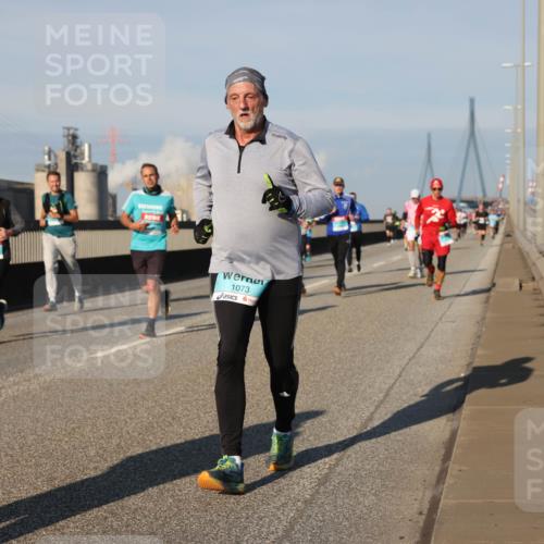 03.10.2025 - Köhlbrandbrückenlauf Lena Gebhardt http://msf.ph/oto/9127780 03.10.2025 09:47:38 Position 2 1073 meine-sportfotos.de