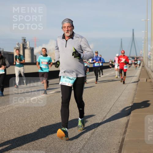 03.10.2025 - Köhlbrandbrückenlauf Lena Gebhardt http://msf.ph/oto/9127783 03.10.2025 09:47:38 Position 2 1073 meine-sportfotos.de
