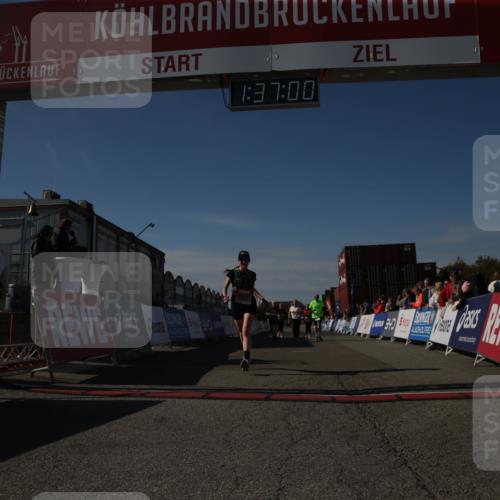 03.10.2025 - Köhlbrandbrückenlauf Jannik Wohlers http://msf.ph/oto/9127822 03.10.2025 13:37:01 Ziel 5287, 5313, 5507, 5592, 5808, 6104 meine-sportfotos.de