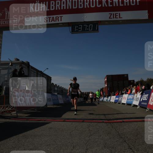 03.10.2025 - Köhlbrandbrückenlauf Jannik Wohlers http://msf.ph/oto/9127824 03.10.2025 13:37:01 Ziel 5287, 5313, 5507, 5592, 5808, 6104 meine-sportfotos.de