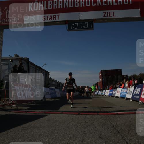 03.10.2025 - Köhlbrandbrückenlauf Jannik Wohlers http://msf.ph/oto/9127827 03.10.2025 13:37:01 Ziel 5287, 5313, 5507, 5592, 5808, 6104 meine-sportfotos.de