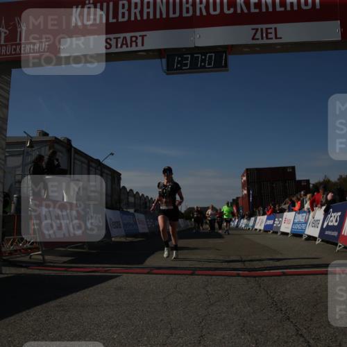03.10.2025 - Köhlbrandbrückenlauf Jannik Wohlers http://msf.ph/oto/9127828 03.10.2025 13:37:01 Ziel 5287, 5313, 5507, 5592, 5808, 6104 meine-sportfotos.de