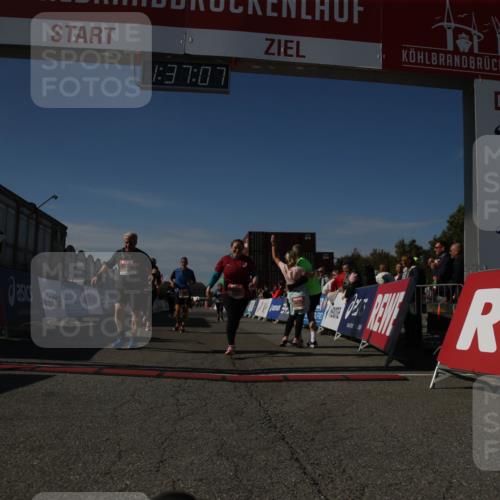 03.10.2025 - Köhlbrandbrückenlauf Jannik Wohlers http://msf.ph/oto/9127874 03.10.2025 13:37:07 Ziel 5262, 5303, 5466, 5507, 5592, 6104, 6380, 6381, 6521 meine-sportfotos.de