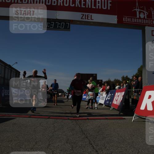 03.10.2025 - Köhlbrandbrückenlauf Jannik Wohlers http://msf.ph/oto/9127880 03.10.2025 13:37:08 Ziel 5262, 5303, 5466, 5507, 5576, 5592, 6104, 6380, 6381, 6521 meine-sportfotos.de