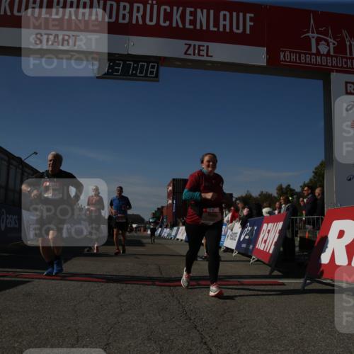 03.10.2025 - Köhlbrandbrückenlauf Jannik Wohlers http://msf.ph/oto/9127892 03.10.2025 13:37:08 Ziel 5262, 5303, 5466, 5507, 5576, 5592, 6104, 6380, 6381, 6521 meine-sportfotos.de