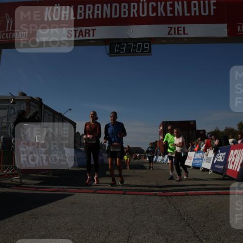 03.10.2025 - Köhlbrandbrückenlauf Jannik Wohlers http://msf.ph/oto/9127914 03.10.2025 13:37:10 Ziel 5262, 5303, 5466, 5507, 5576, 5592, 6104, 6380, 6381, 6521 meine-sportfotos.de