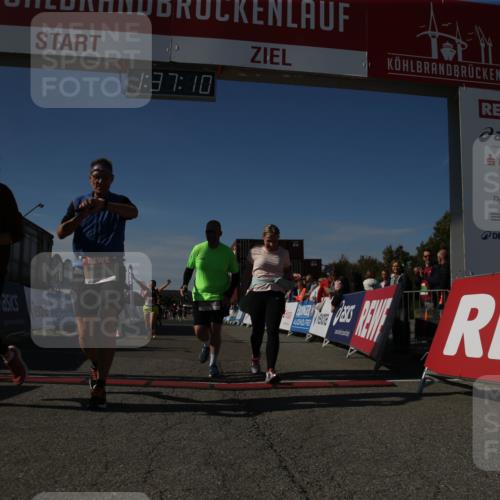 03.10.2025 - Köhlbrandbrückenlauf Jannik Wohlers http://msf.ph/oto/9127918 03.10.2025 13:37:11 Ziel 5143, 5262, 5303, 5466, 5507, 5576, 5592, 6104, 6380, 6381, 6521 meine-sportfotos.de