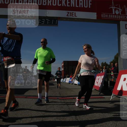 03.10.2025 - Köhlbrandbrückenlauf Jannik Wohlers http://msf.ph/oto/9127939 03.10.2025 13:37:12 Ziel 5143, 5262, 5303, 5466, 5507, 5576, 6104, 6380, 6381, 6521 meine-sportfotos.de